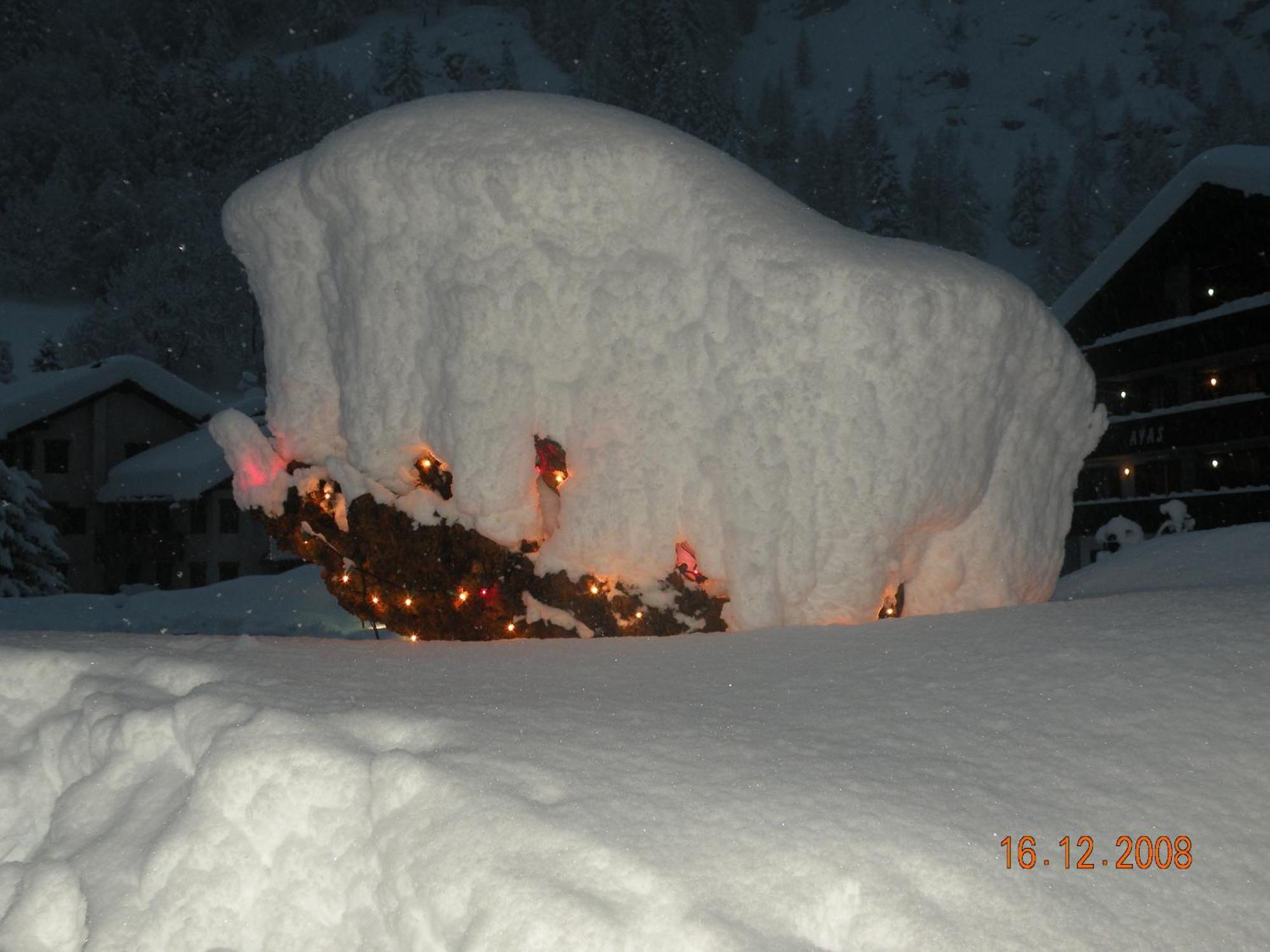 Hotel Bellevue Champoluc Exterior photo